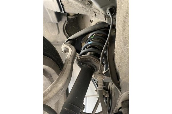 Recambio de brazo superior delantero izquierdo para lexus is ii (_xe2_) 220 d (ale20) referencia OEM IAM 4863059065  