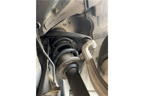 Recambio de brazo superior delantero dcho para lexus is ii (_xe2_) 220 d (ale20) referencia OEM IAM 4861059065  