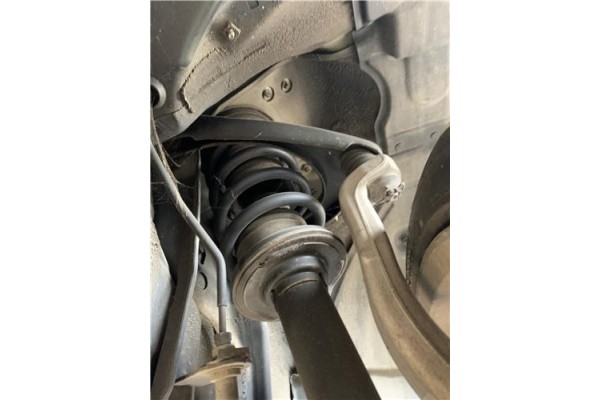 Recambio de brazo superior delantero dcho para lexus is ii (_xe2_) 220 d (ale20) referencia OEM IAM 4861059065  