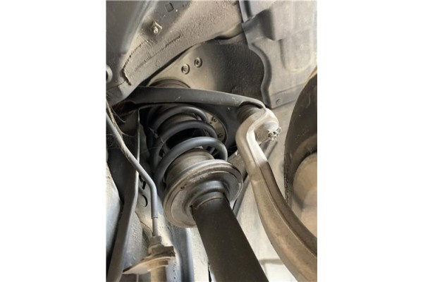 Recambio de brazo superior delantero dcho para lexus is ii (_xe2_) 220 d (ale20) referencia OEM IAM 4861059065  