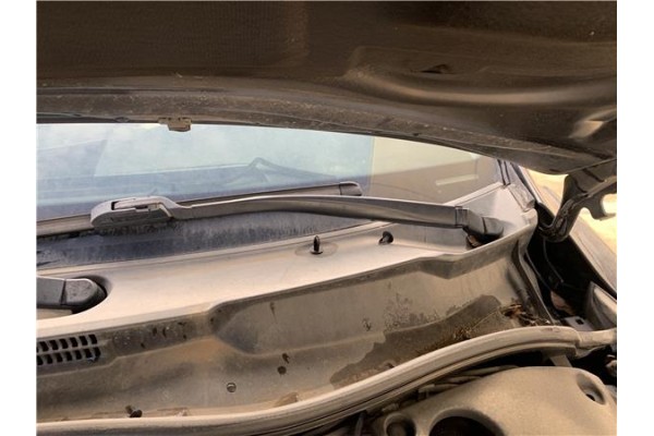 Recambio de brazo limpiaparabrisas delantero izquierdo para lexus is ii (_xe2_) 220 d (ale20) referencia OEM IAM 8522153070  