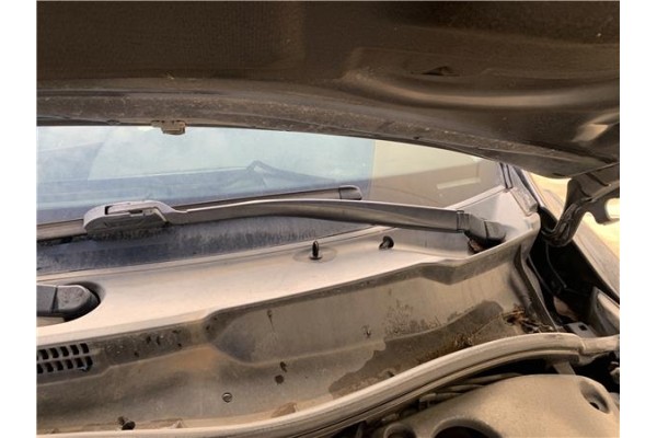 Recambio de brazo limpiaparabrisas delantero izquierdo para lexus is ii (_xe2_) 220 d (ale20) referencia OEM IAM 8522153070  