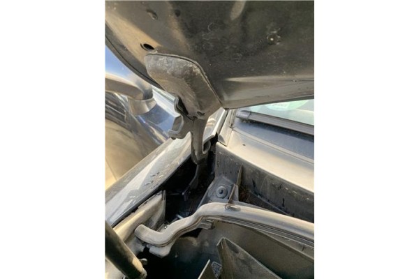 Recambio de bisagra capo derecha para lexus is ii (_xe2_) 220 d (ale20) referencia OEM IAM 5341053020  