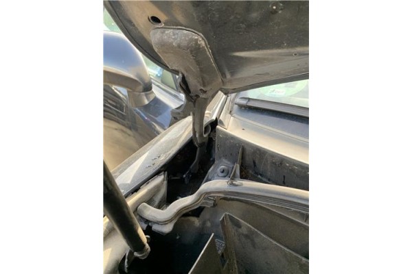 Recambio de bisagra capo derecha para lexus is ii (_xe2_) 220 d (ale20) referencia OEM IAM 5341053020  