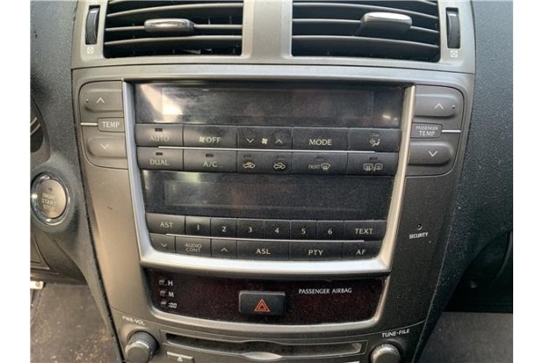 Recambio de autoradio para lexus is ii (_xe2_) 220 d (ale20) referencia OEM IAM 8612053400 8401053040 