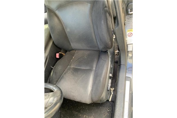 Recambio de asiento delantero izquierdo para lexus is ii (_xe2_) 220 d (ale20) referencia OEM IAM 7120053690C4 7102053520C0 