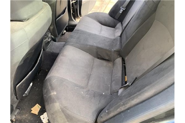 Recambio de asientos traseros para lexus is ii (_xe2_) 220 d (ale20) referencia OEM IAM 7107753240C1 7107753711C0 