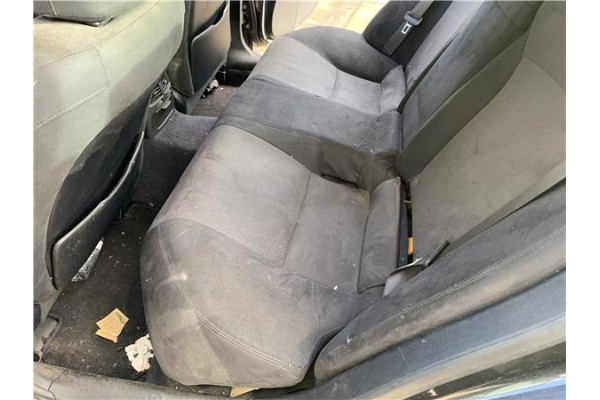 Recambio de asientos traseros para lexus is ii (_xe2_) 220 d (ale20) referencia OEM IAM 7107753240C1 7107753711C0 