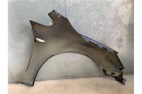 Recambio de aleta delantero izquierda para opel astra j 1.7 cdti referencia OEM IAM   