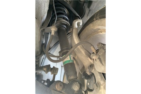 Recambio de amortiguador delantero derecho para lexus is ii (_xe2_) 220 d (ale20) referencia OEM IAM 4851080254  