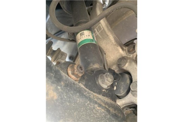 Recambio de amortiguador delantero derecho para lexus is ii (_xe2_) 220 d (ale20) referencia OEM IAM 4851080254  