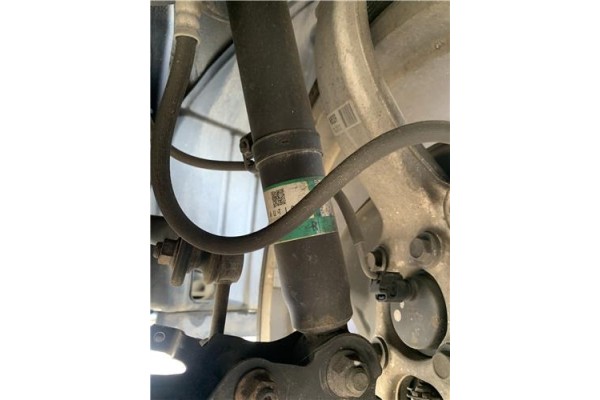 Recambio de amortiguador delantero derecho para lexus is ii (_xe2_) 220 d (ale20) referencia OEM IAM 4851080254  