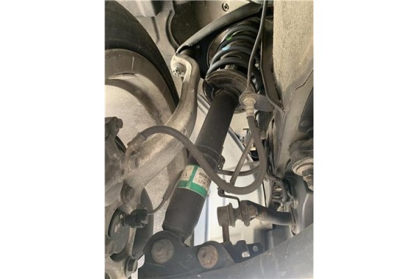 Recambio de amortiguador delantero izquierdo para lexus is ii (_xe2_) 220 d (ale20) referencia OEM IAM 4852053080 102126582778 