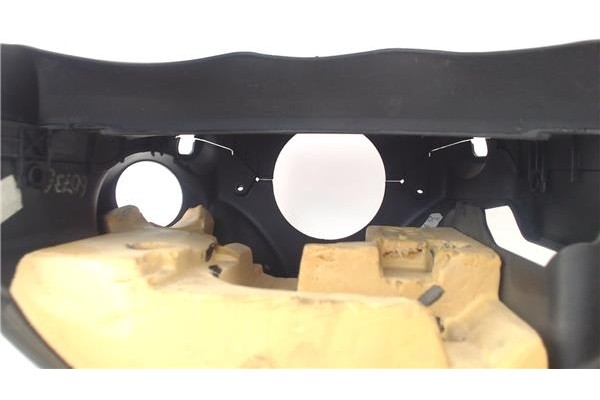 Recambio de embellecedor columna direccion para opel corsa d 1.2 referencia OEM IAM 13205061 460029937 
