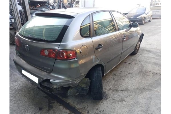 seat ibiza (6l1) del año 2003