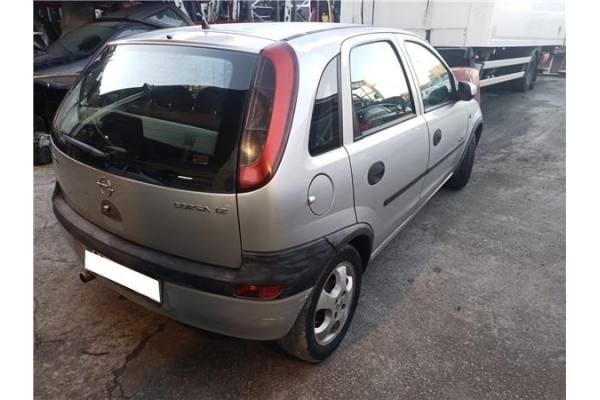 opel corsa c del año 2011