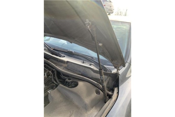 Recambio de amortiguador capo para lexus is ii (_xe2_) 220 d (ale20) referencia OEM IAM 534500W081 534500W082 