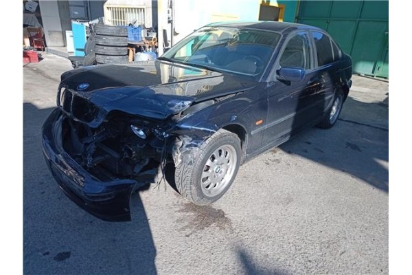 bmw serie 3 berlina (e46) del año 2001