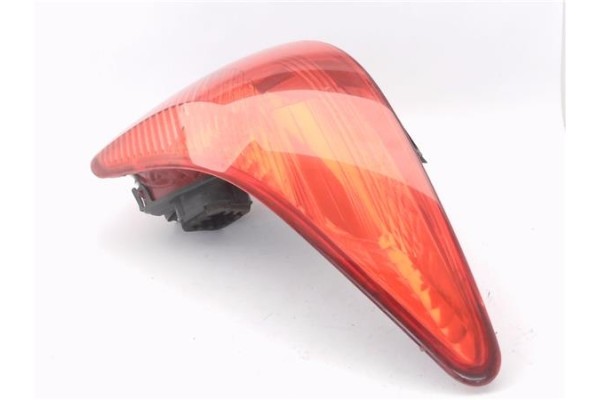 Recambio de piloto trasero derecho para peugeot 308 sw 1.6 hdi referencia OEM IAM 6351FF  