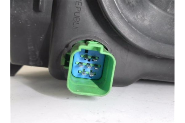 Recambio de faro delantero izquierdo para ford fusion (cbk) 1.4 tdci referencia OEM IAM 24689700L  