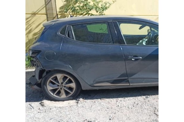 Recambio de maneta exterior trasero derecha para renault clio iv 0.9 limited referencia OEM IAM 826064374R  