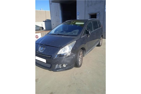 peugeot 5008 del año 2010