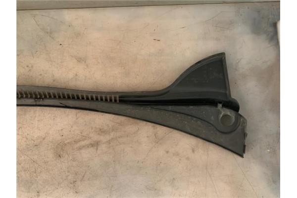 Recambio de torpedo para seat leon (1p1) 1.9 tdi referencia OEM IAM 1P0853185B  