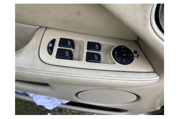 Recambio de mando elevalunas delantero izquierdo para jaguar x-type 2.0 d executive referencia OEM IAM C2S27571  