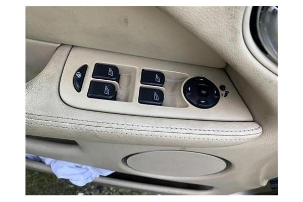 Recambio de mando elevalunas delantero izquierdo para jaguar x-type 2.0 d executive referencia OEM IAM C2S27571  