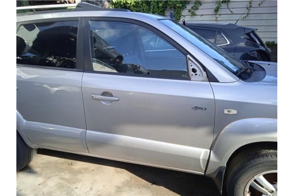 Recambio de puerta delantero derecha para hyundai tucson (jm) 2.0 crdi referencia OEM IAM 760042E050  