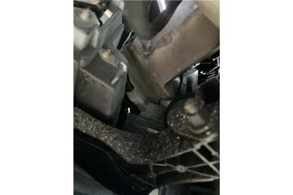 Recambio de refuerzo paragolpes para opel astra j berlina 5p 1.6 selective referencia OEM IAM 1405066  