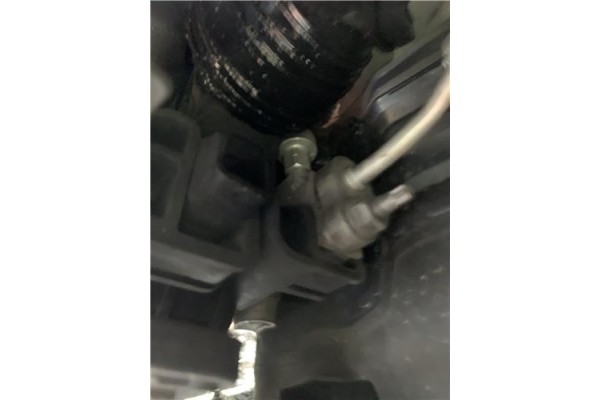 Recambio de refuerzo paragolpes para opel astra j berlina 5p 1.6 selective referencia OEM IAM 1405066  