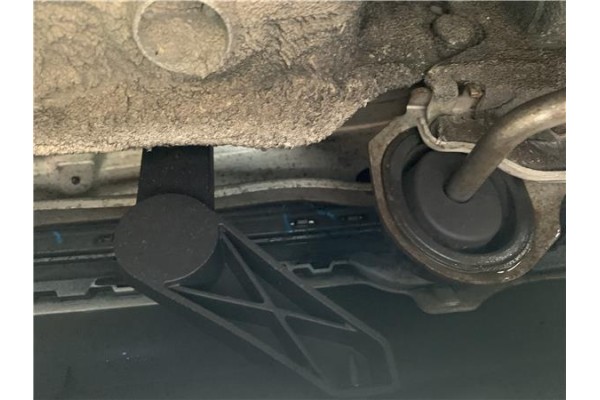 Recambio de refuerzo paragolpes trasero para opel astra j berlina 5p 1.6 selective referencia OEM IAM 13406387  