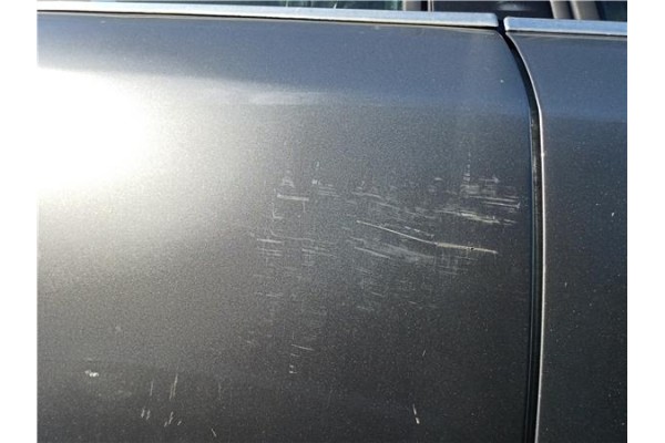 Recambio de puerta trasero derecha para audi a4 berlina (8e) 2.4 referencia OEM IAM   