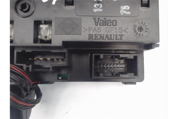 Recambio de mando limpiaparabrisas para renault scenic ii (jm) referencia OEM IAM   