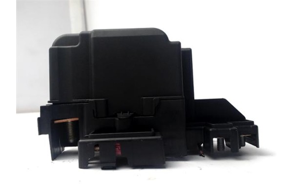 Recambio de caja fusibles/rele para audi rs3 sportback (8vf) 2.5 tfsi quattro referencia OEM IAM 8V0915459 0090170519 