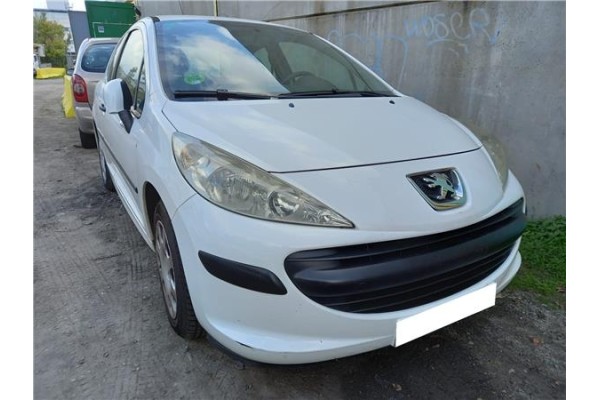 peugeot 207 (2006) del año 