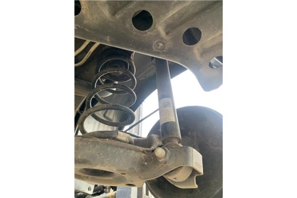 Recambio de amortiguador trasero derecho para seat ibiza (kj1) 1.0 style referencia OEM IAM 2Q0512013BF 801402002279 