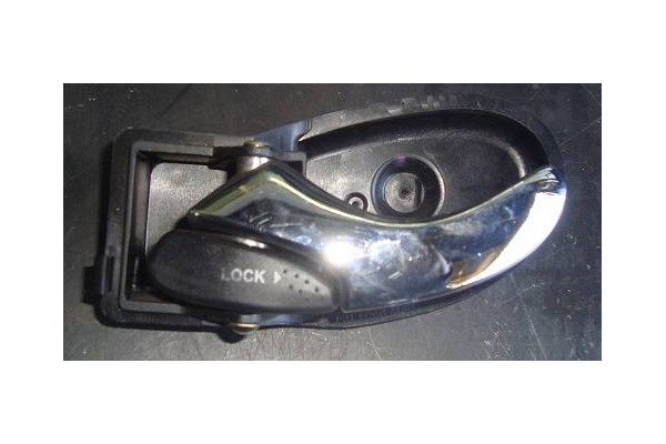Recambio de manilla para ford focus (daw, dbw) 1.8 di / tddi referencia OEM IAM   