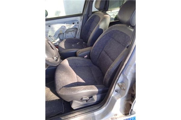 Recambio de asiento delantero izquierdo para renault megane i (ba0/1_) 1.4 16v (ba0d, ba1h, ba0w, ba10) referencia OEM IAM   