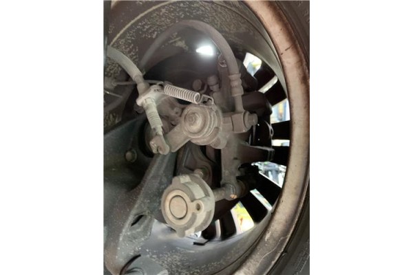 Recambio de pinza freno trasero derecha para opel astra j berlina 5p 1.6 selective referencia OEM IAM 13300862  