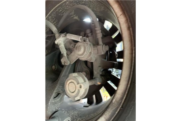 Recambio de pinza freno trasero derecha para opel astra j berlina 5p 1.6 selective referencia OEM IAM 13300862  