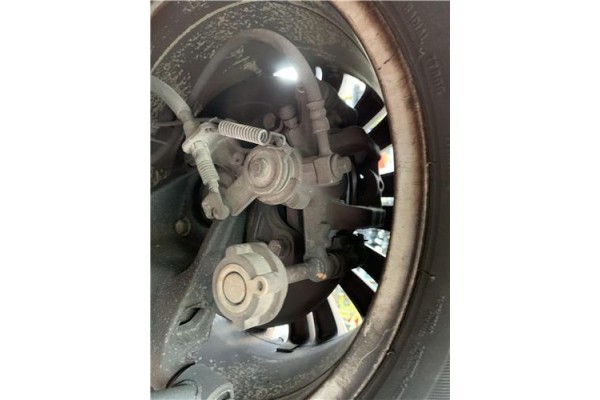 Recambio de pinza freno trasero derecha para opel astra j berlina 5p 1.6 selective referencia OEM IAM 13300862  