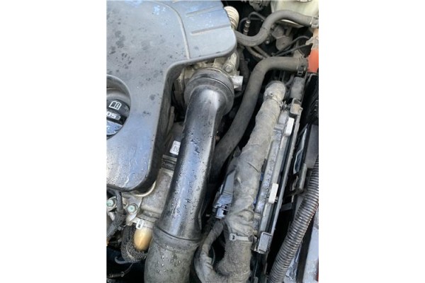 Recambio de tubo intercooler para opel astra j berlina 5p 1.6 selective referencia OEM IAM 1302268  