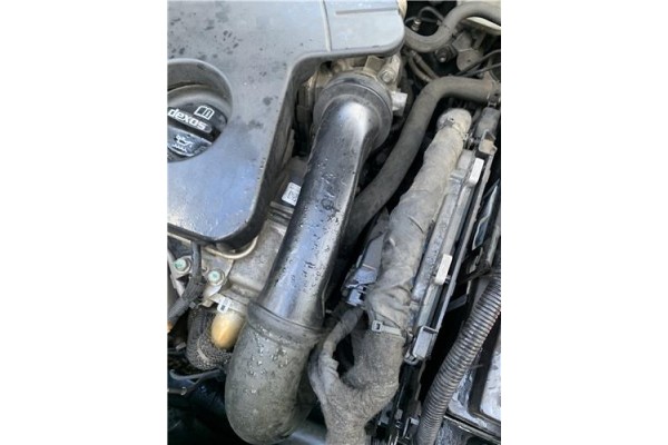 Recambio de tubo intercooler para opel astra j berlina 5p 1.6 selective referencia OEM IAM 1302268  