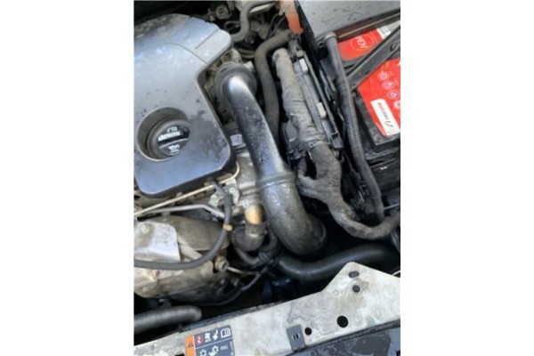 Recambio de tubo intercooler para opel astra j berlina 5p 1.6 selective referencia OEM IAM 1302268  