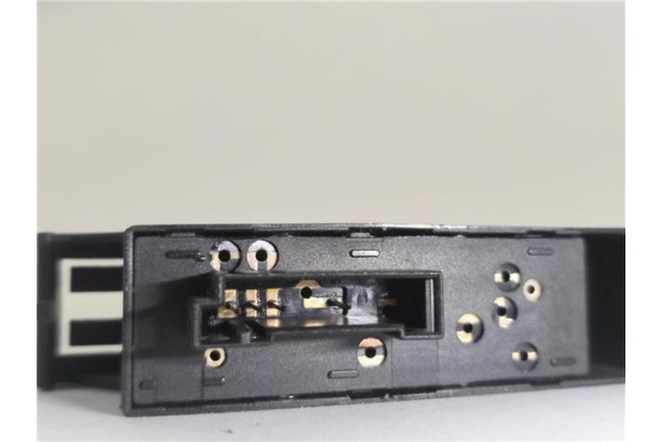 Recambio de mando elevalunas delantero derecho para bmw serie 3 berlina (e46) 2.0 320d referencia OEM IAM 6902176 15869805 