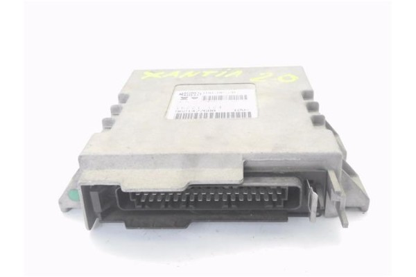 Recambio de centralita para citroen xantia berlina 2.0 i referencia OEM IAM 9621477680 IAW8P20 