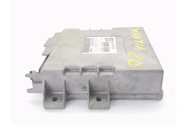 Recambio de centralita para citroen xantia berlina 2.0 i referencia OEM IAM 9621477680 IAW8P20 