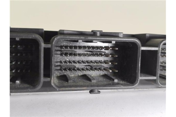 Recambio de centralita para citroen c4 berlina 1.6 hdi referencia OEM IAM 9651132880 281011629 